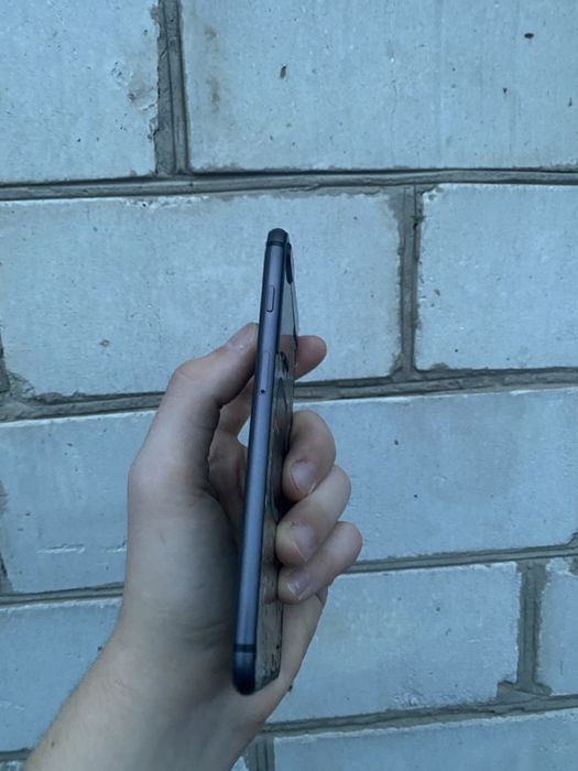 Iphone 8+ Plus під відновлення