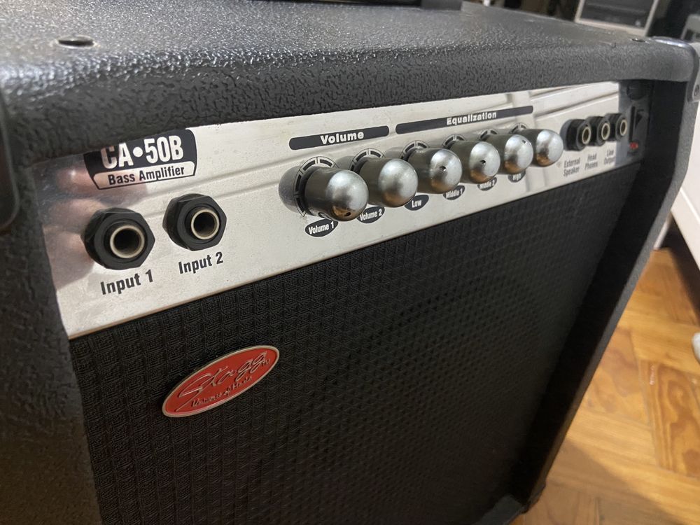 Amplificador de Baixo STAGG CA-50B