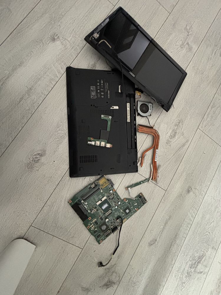 Laptop MSI na czesci