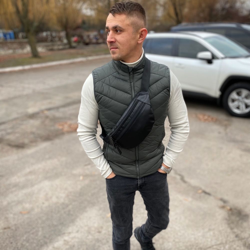 Чоловіча нагрудна сумка бананка слінг чорна Turtle