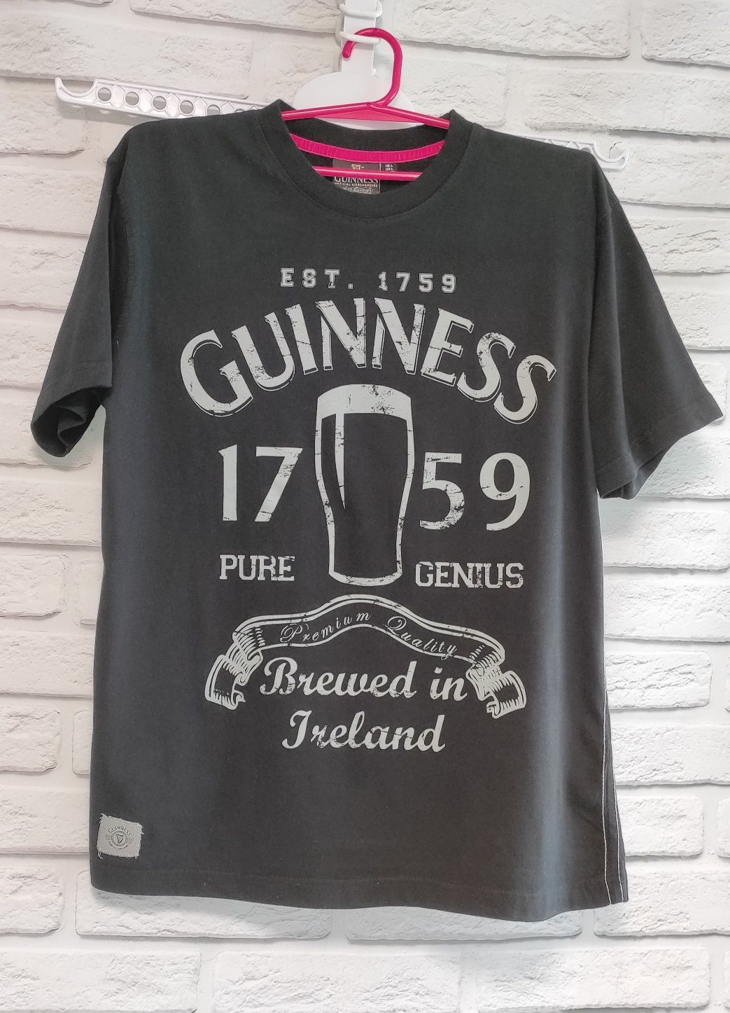 Качественная футболка Guinness оригинал мерч, размер L