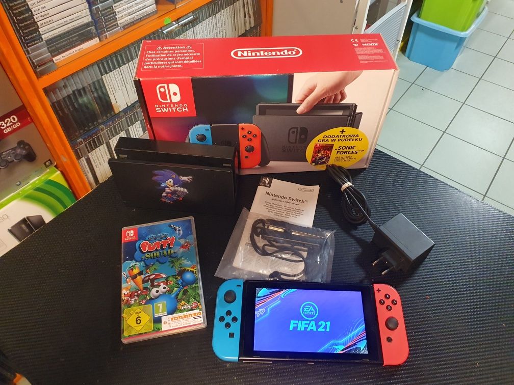 nintendo switch zestaw Świat Gier TV Częstochowa Al NMP 28