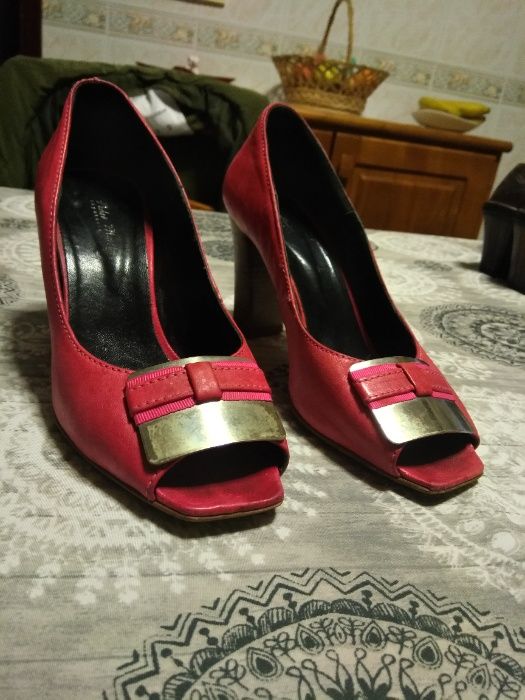 Sapatos de Salto - Pedro Martins (Vermelhos; Tamanho 36)