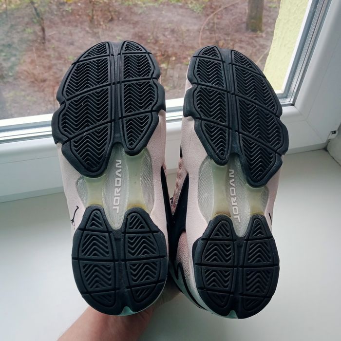 AIR Jordan Womens shoes Peach CW1118-602 розм.40.5.Оригінал!