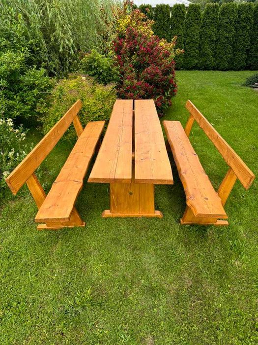 Drewniane meble ogrodowe