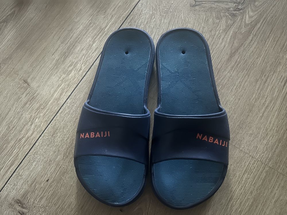 Klapki basenowe 33-34 Nabaiji