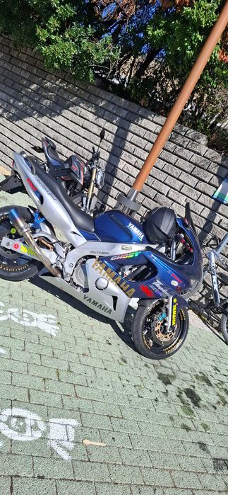Yamaha thundercat yzf600r