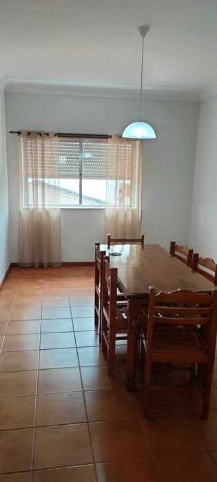 Arrendo andar moradia T3 Valença