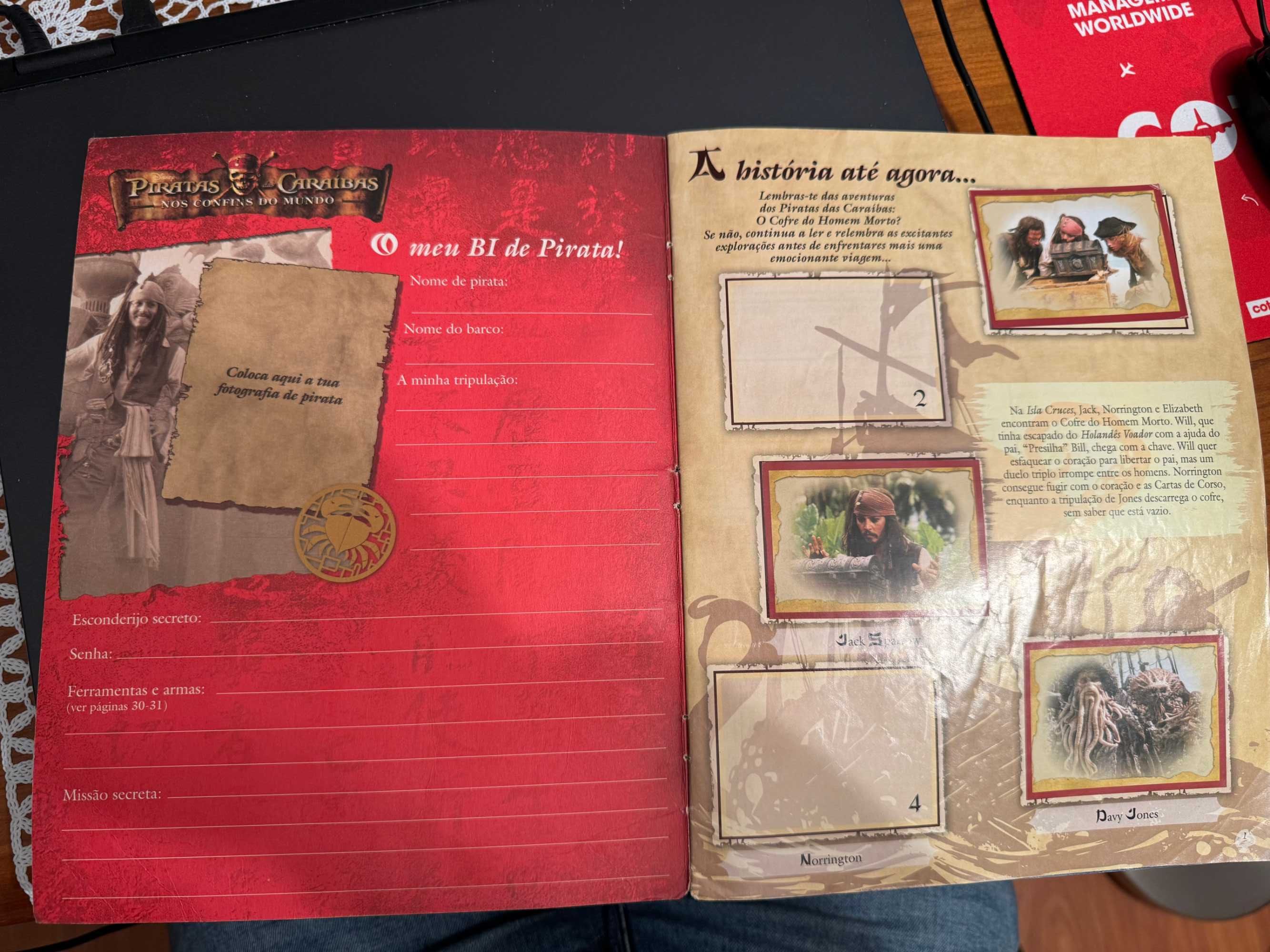 Piratas das Caraíbas - Nos Confins do Mundo - PANINI