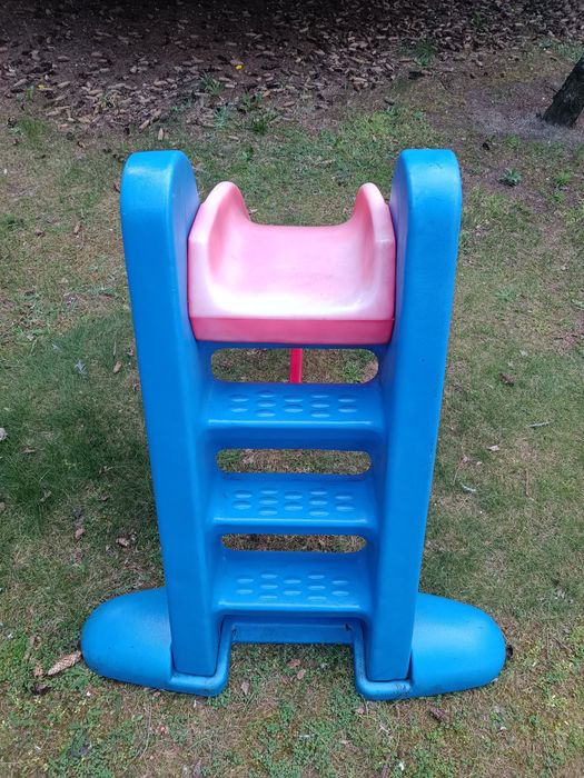 Domek ogrodowy dla dzieci Little Tikes plus zjeżdżalnia