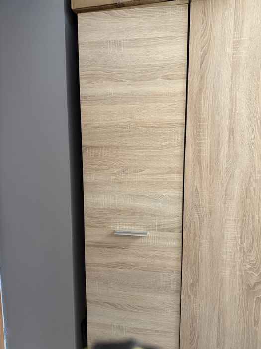 Zestaw mebli z szafą narożną