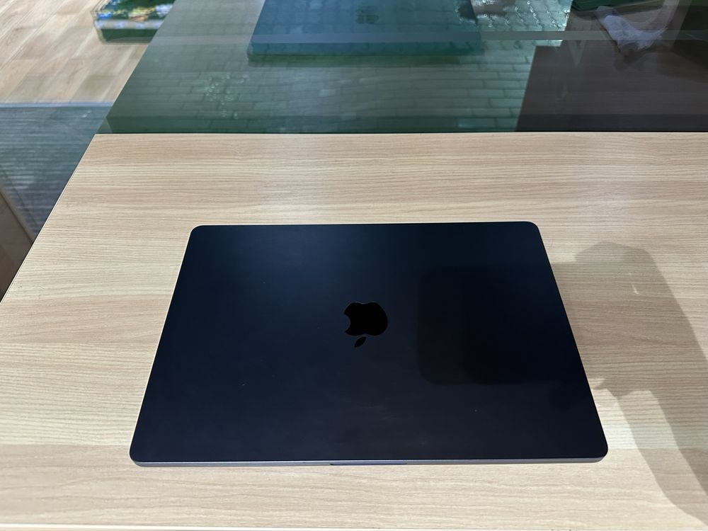 NEW Macbook Air 15 M3 16/256 2023