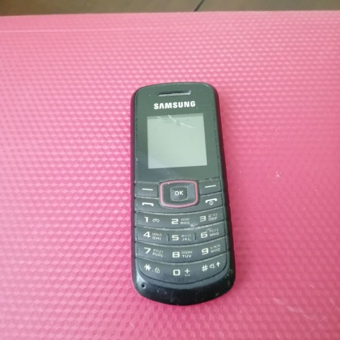 Продаю мобильний Телефон Samsung