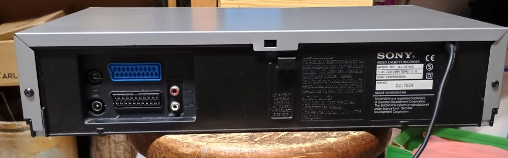 Magnetowid VHS, Akai VS G40.