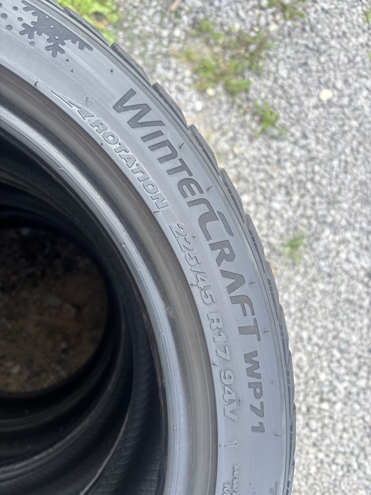Komplet opon zimowych 225/45 R17 kumho