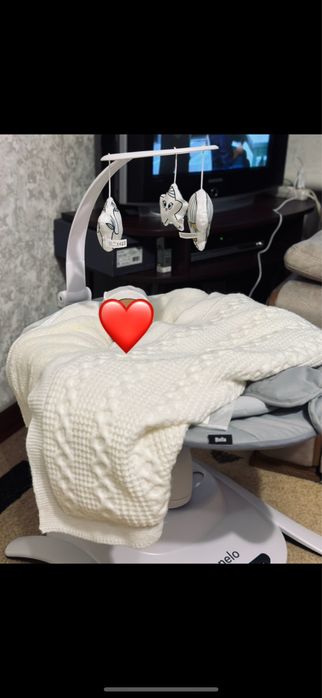 Продам Крісло-гойдалка Lionelo Bella grey concrete