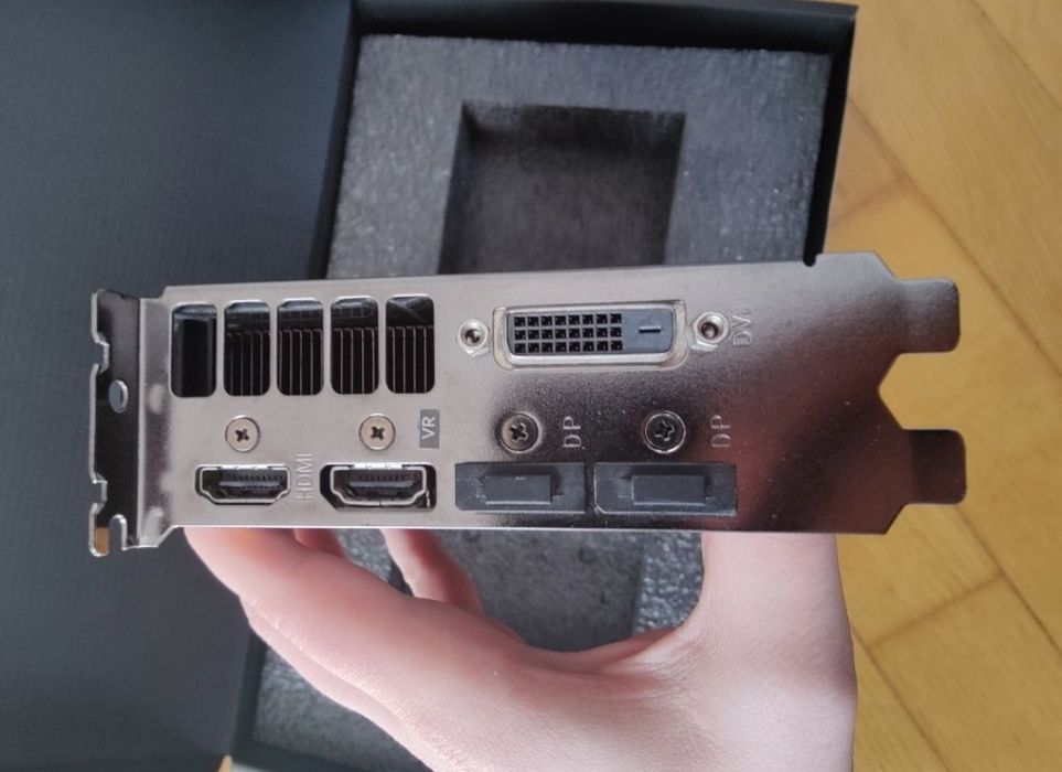 ASUS Gtx 1080 turbo 8GB