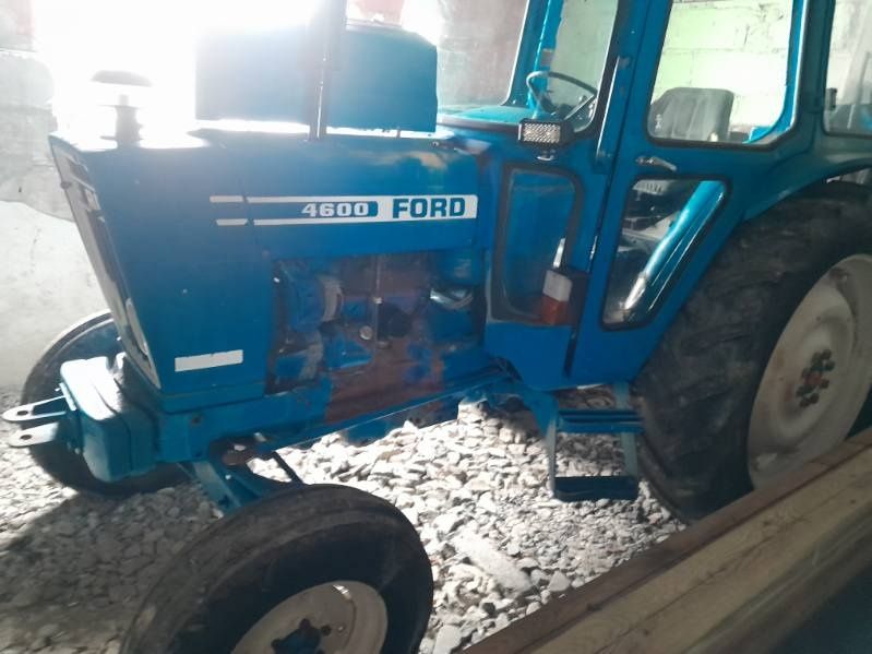 Ciągnik rolniczy Ford 4600 w pełni sprawny