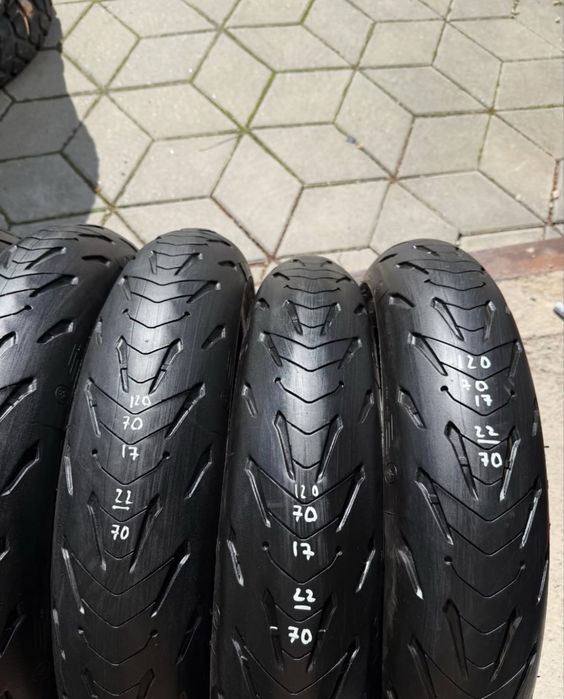 120/70/17 Michelin передки склад мото резини