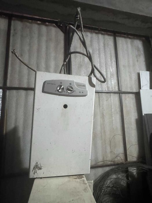 Продам газовий конвектор та газову колонку.