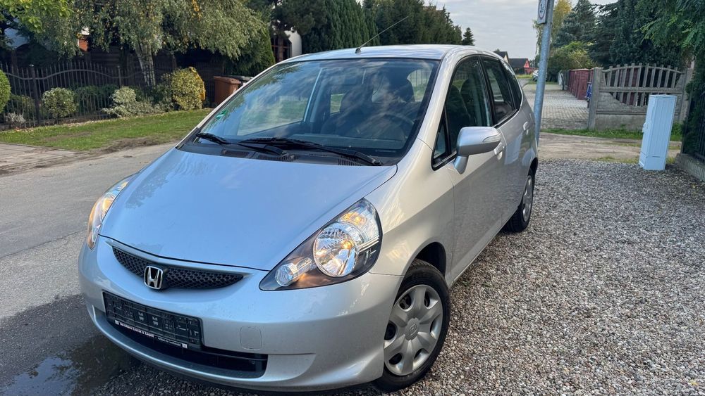 Honda Jazz Z Niemiec 1.4 klimatronik po liftowa