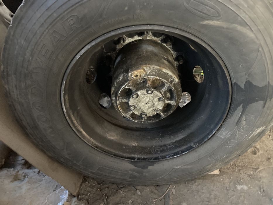 Задній міст DAF XF 105 посилений під самосвал