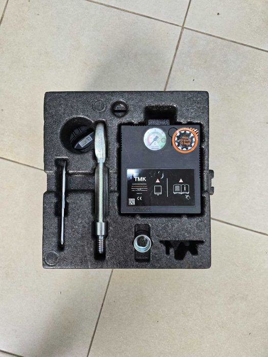 Набір Крюк Гак Фаркопа Компресор насос BMW X1 F48 X2 F39