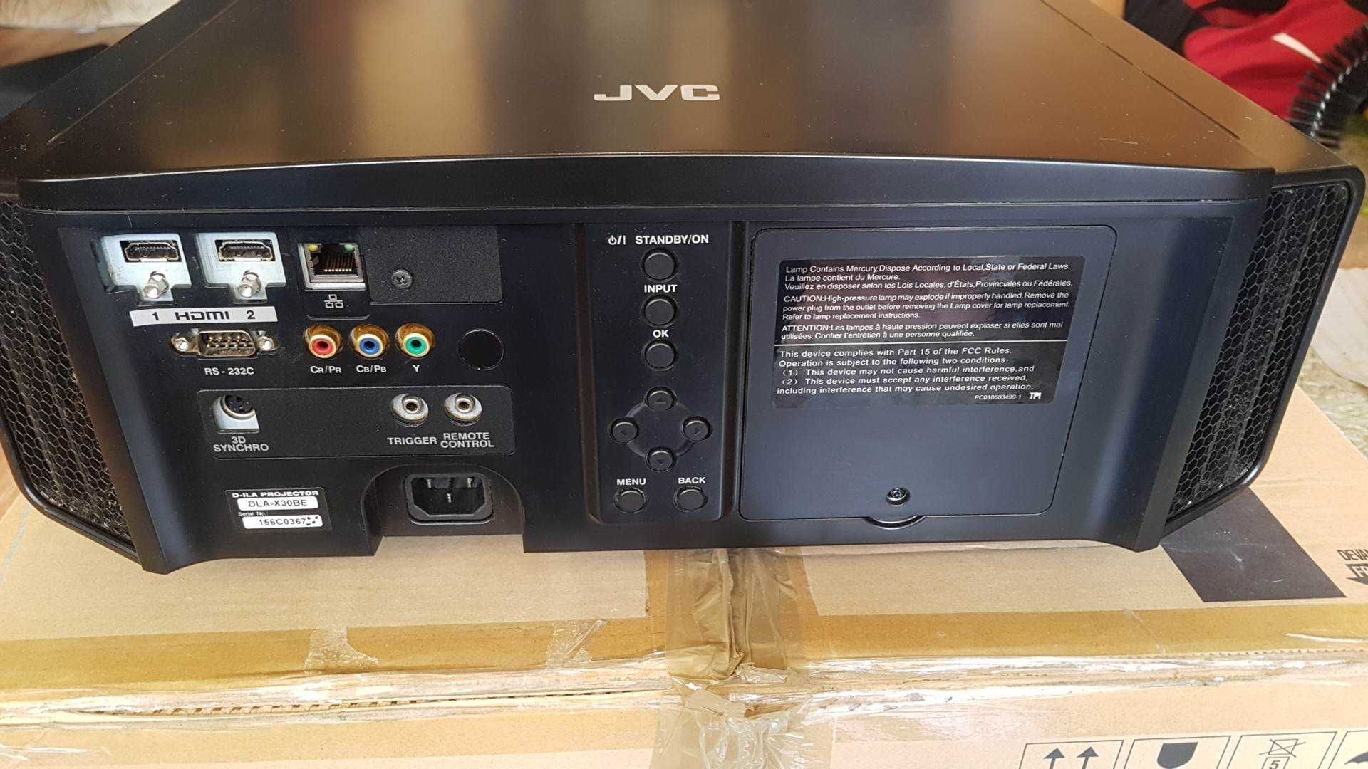 Projektor JVC DLA X30 oryginalne opakowanie