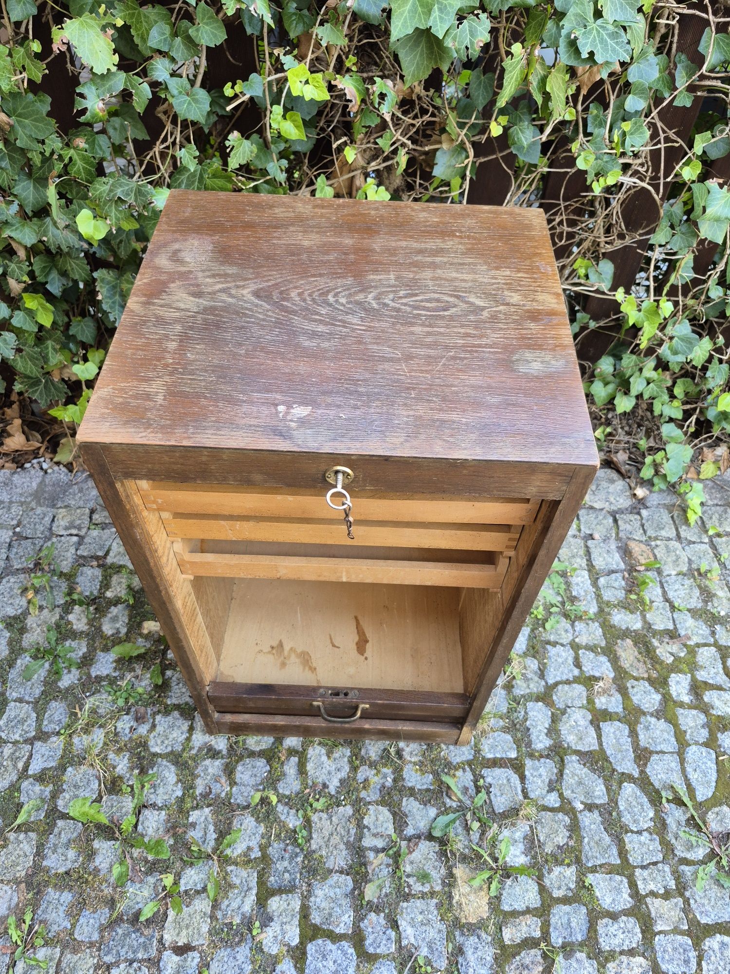 Szafka roletowa vintage kontenerek komoda archiwum