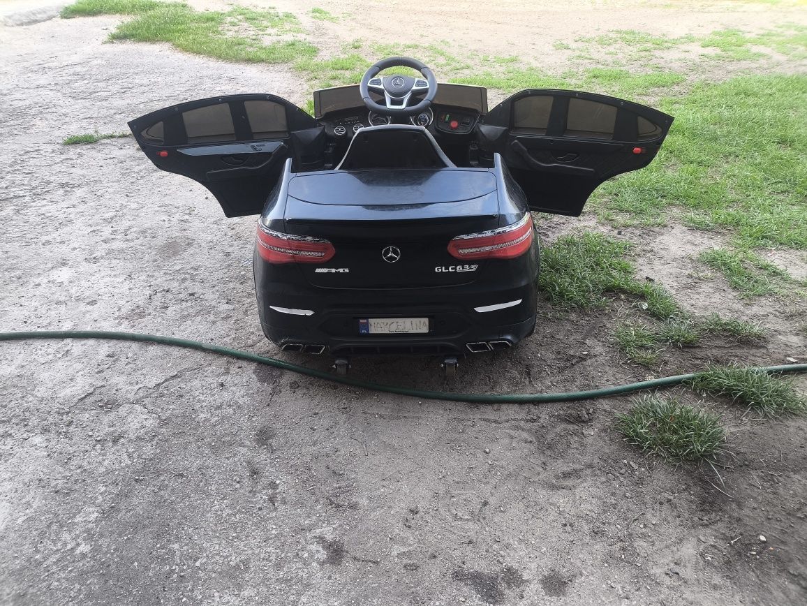 Mercedes Glc 63S samochodzik na akumulator 12v