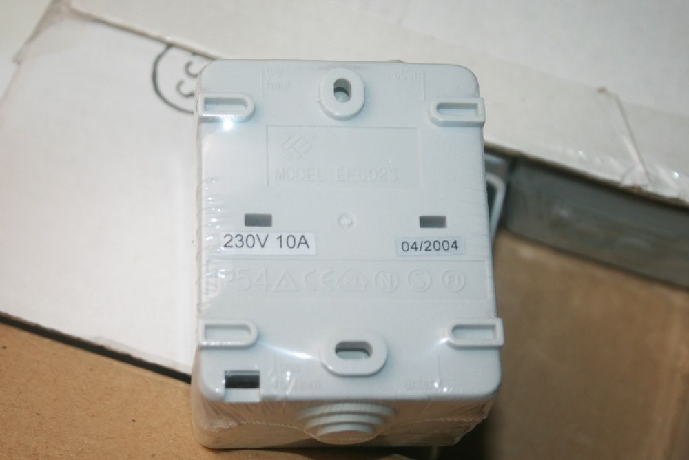 Interruptor / Comutador Duplo NOVO