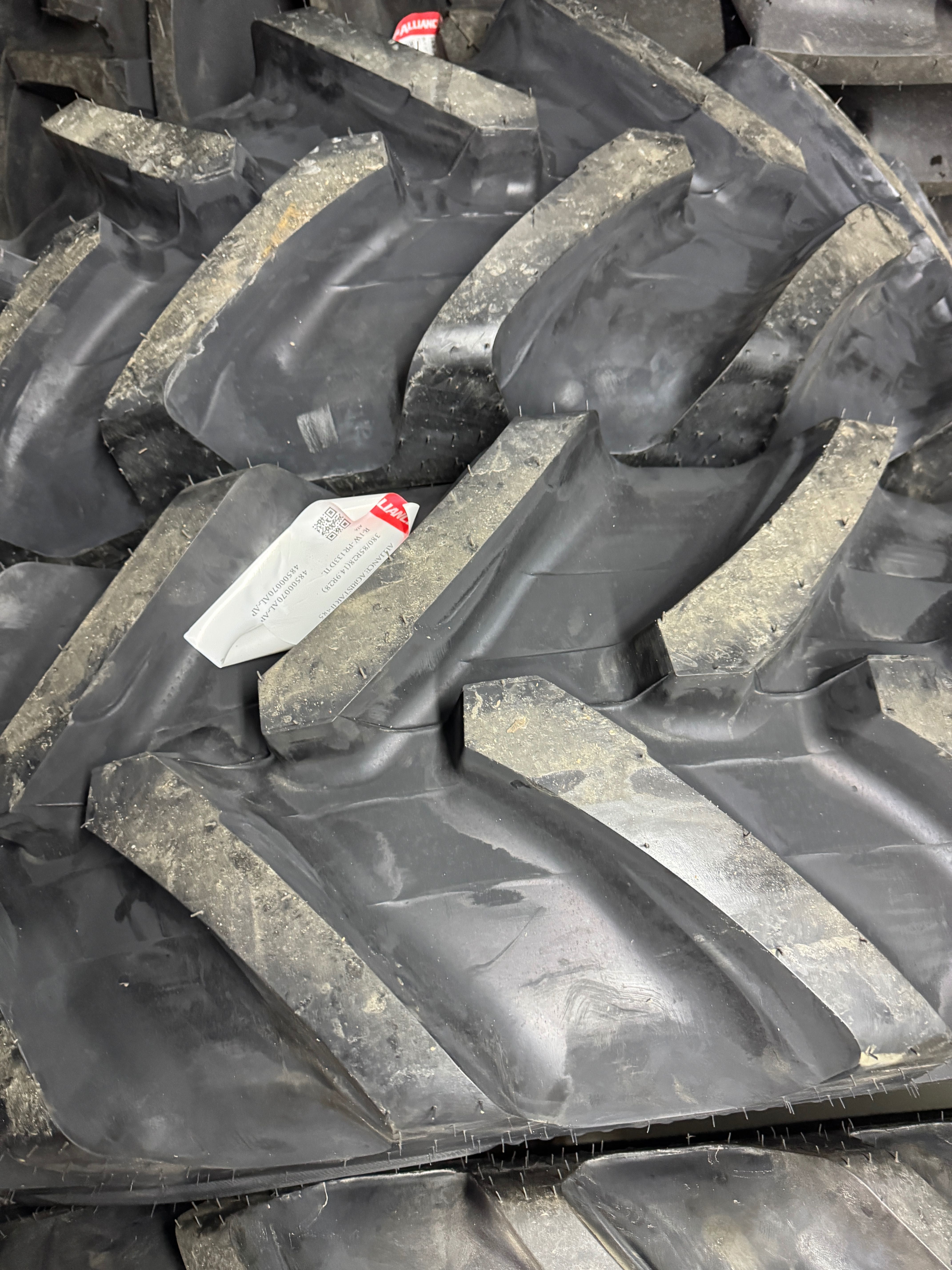 Opona rolnicza 380/85 r28 14,9-28 Radialna