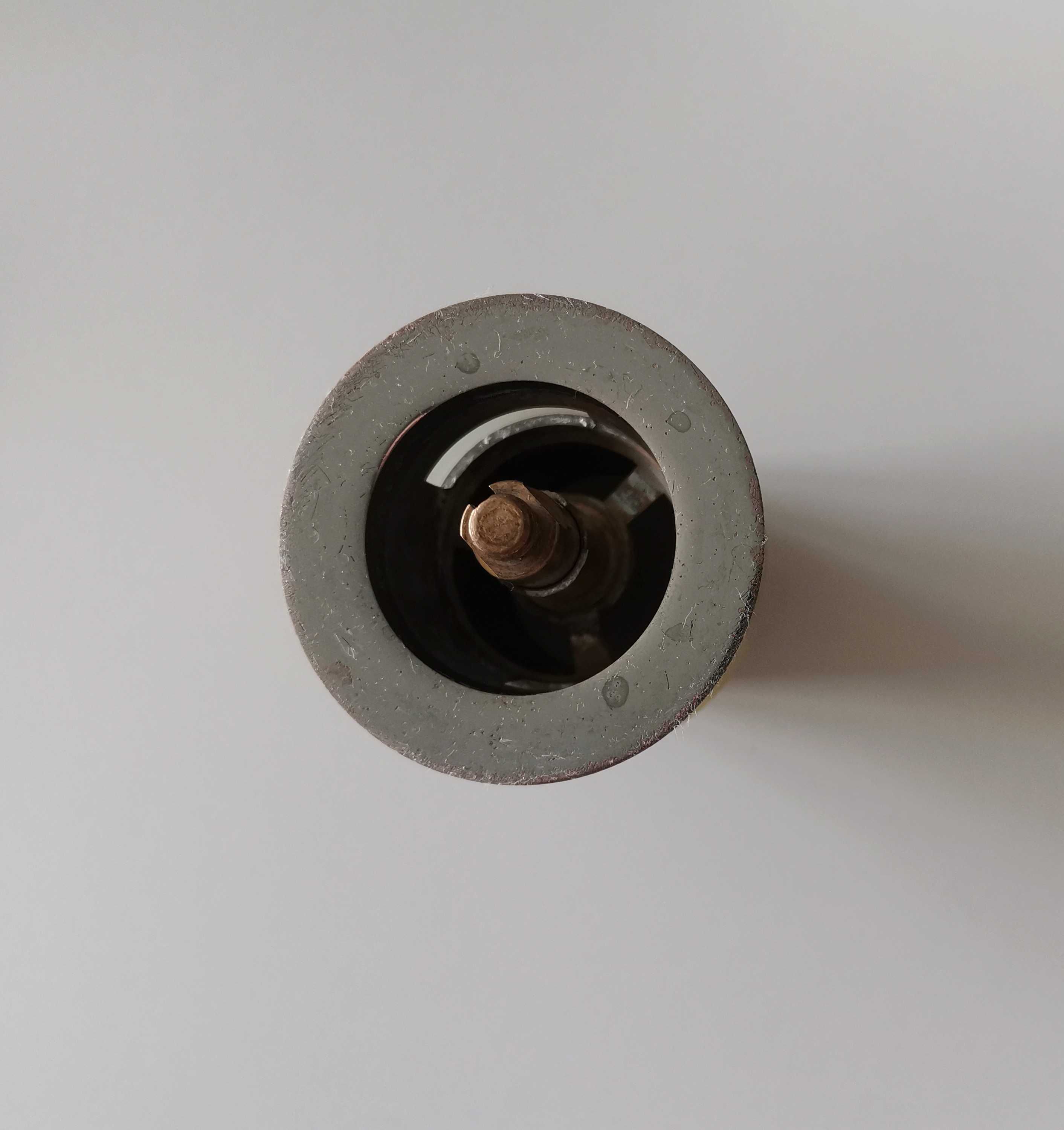 Korek klik-klak do umywalki Omnires chrom A706CR