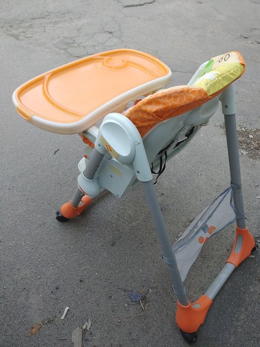 Стульчик для кормления CHICCO POLLI  целый рабочий чистый 777  грн