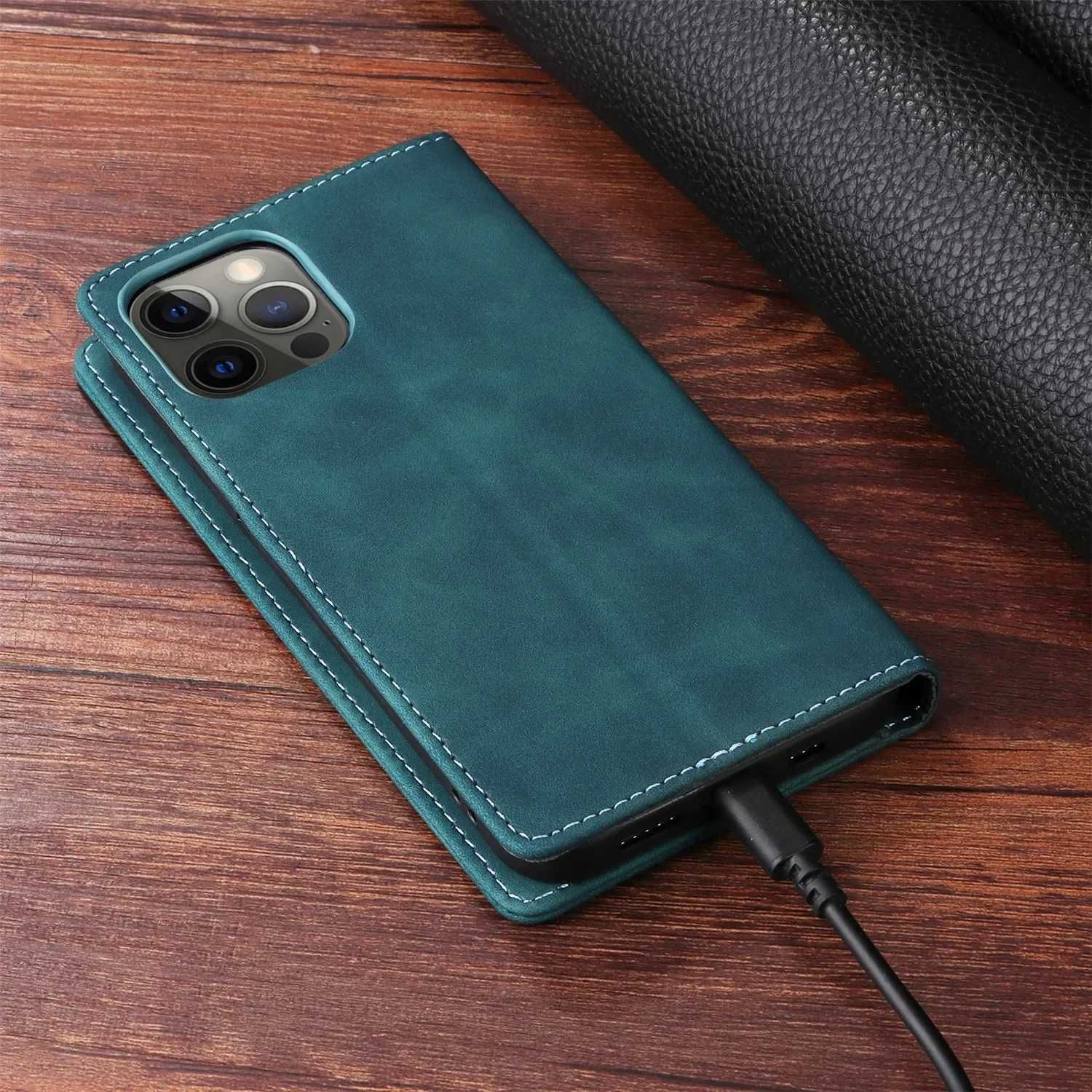 Etui iPhone 13 skórzane czarne