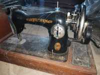 Раритетная швейная машинка