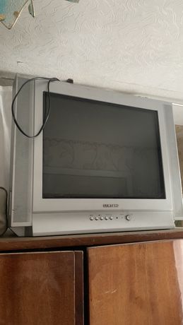 Телевізор Samsung 21 немає зображення