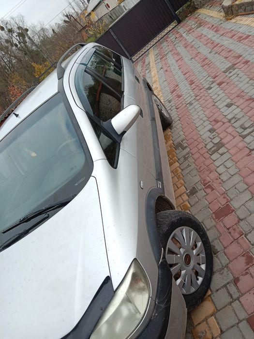 Продам авто Опель Зафіра