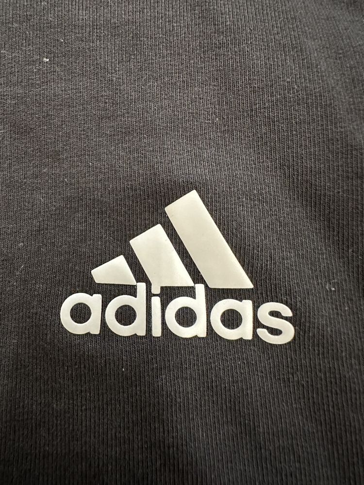 Свитшот Adidas укороченный женский