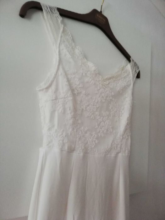 Suknia ślubna klasyczna