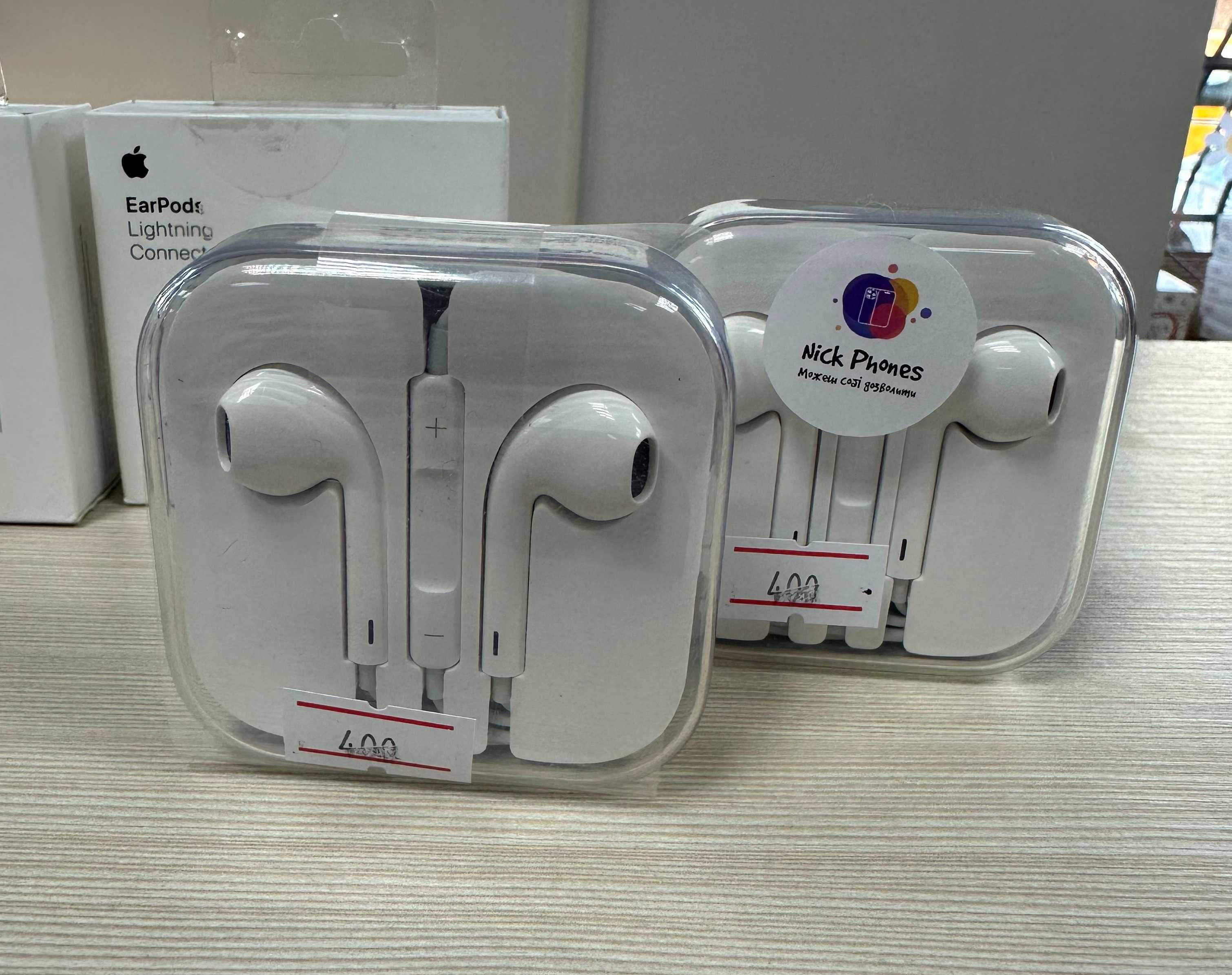 Оригінал нові Apple EarPods with Mic Lightning MMTN2ZM/A Магазин