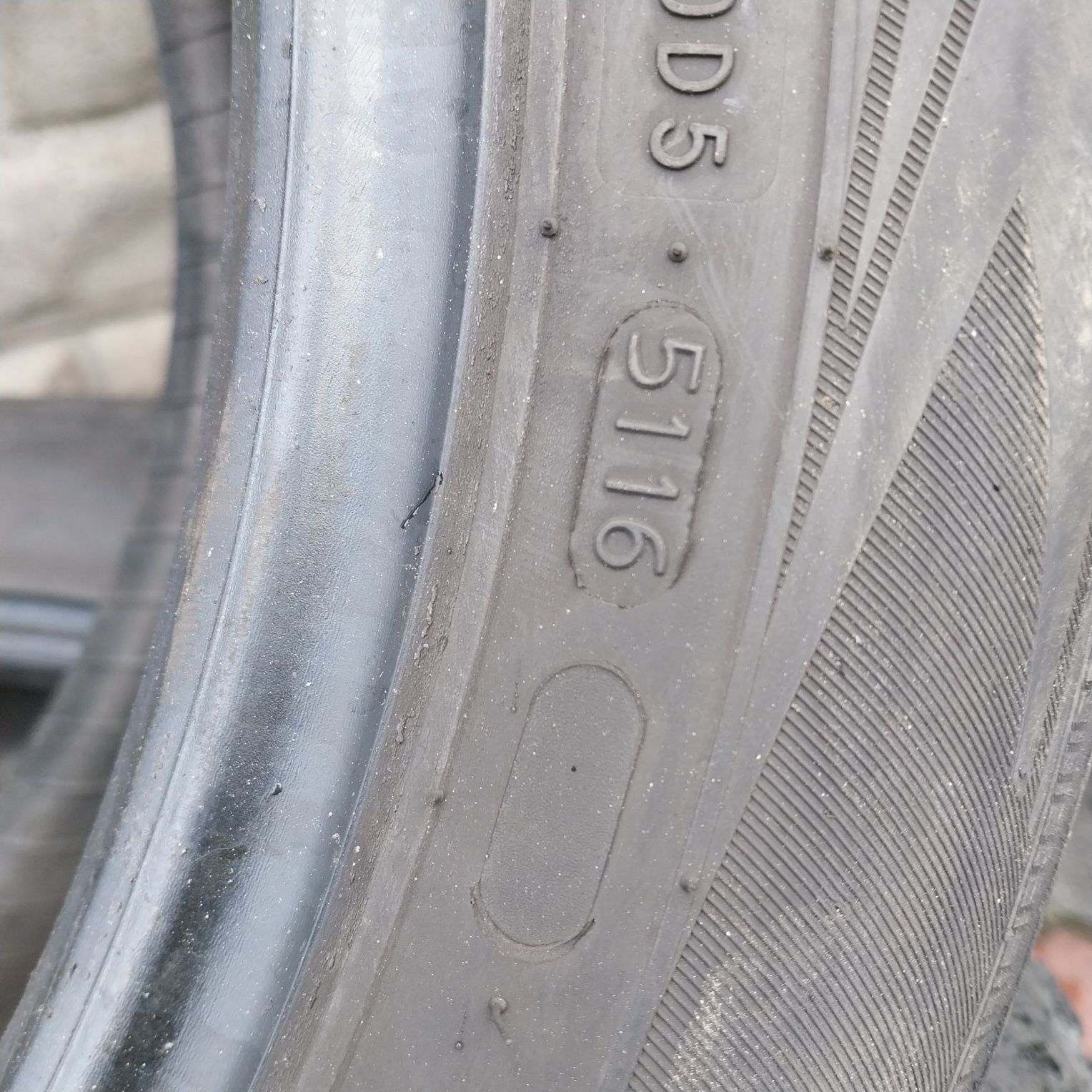 Opony Zimowe  Nokian WR D4  215/55R17 98H XL