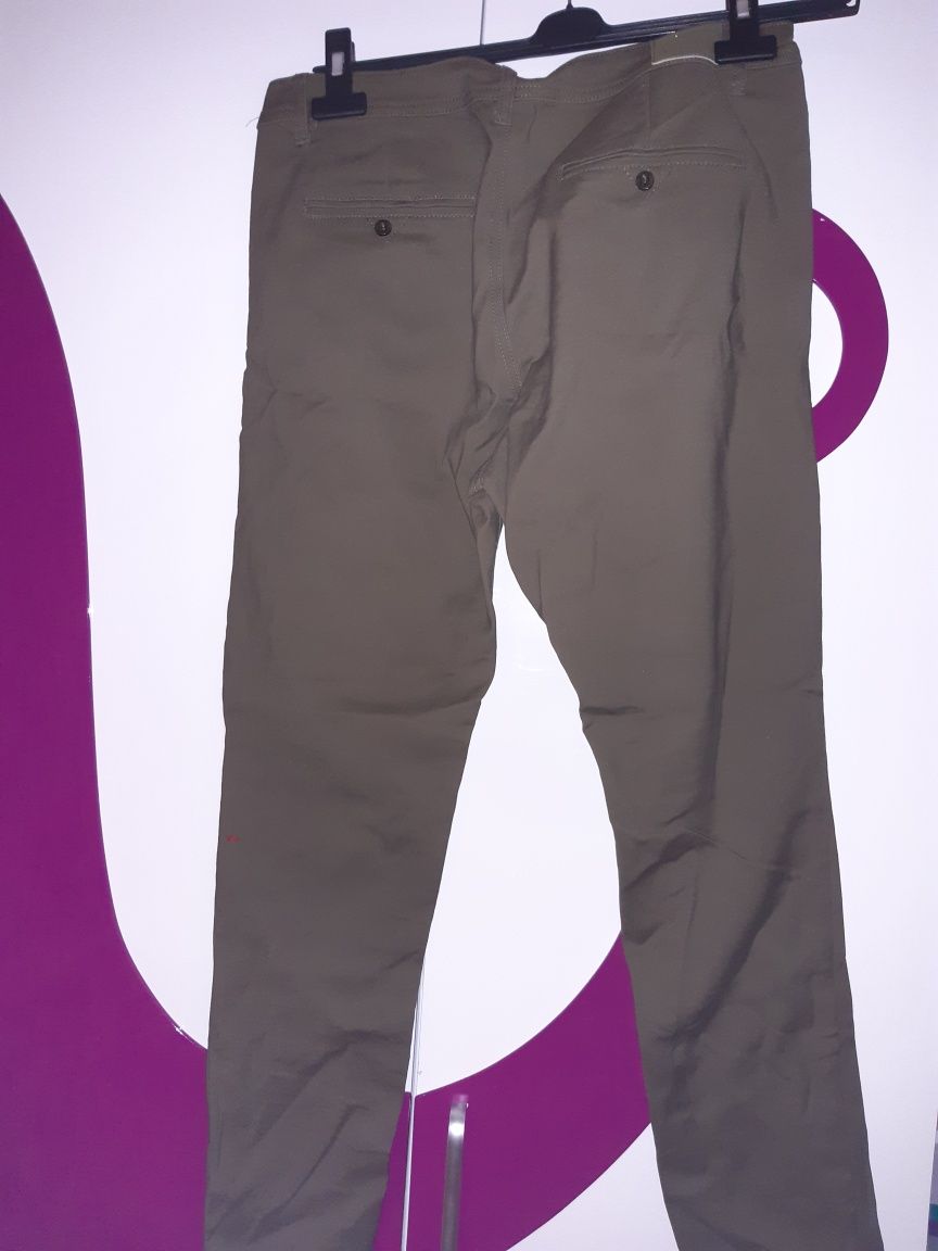 Spodnie różne r.42 jeansy,materiał białe, zielone