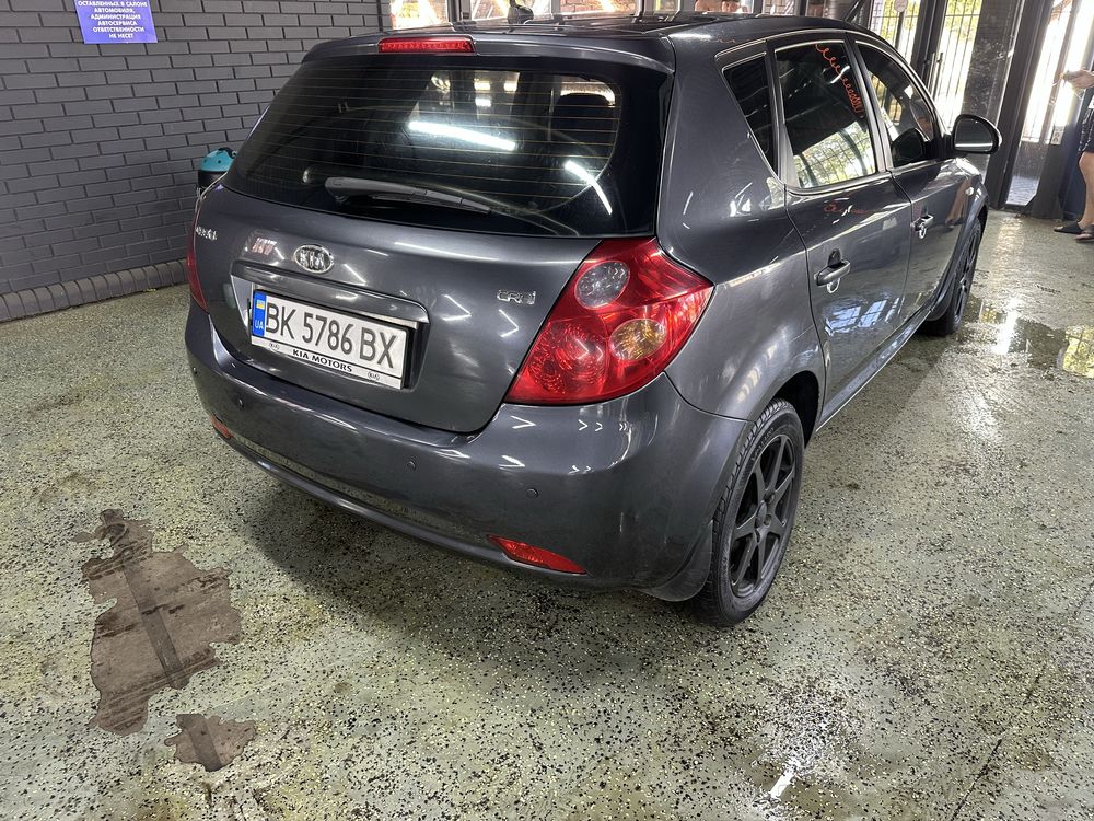 Продам Киа Сид 1.6 дизель