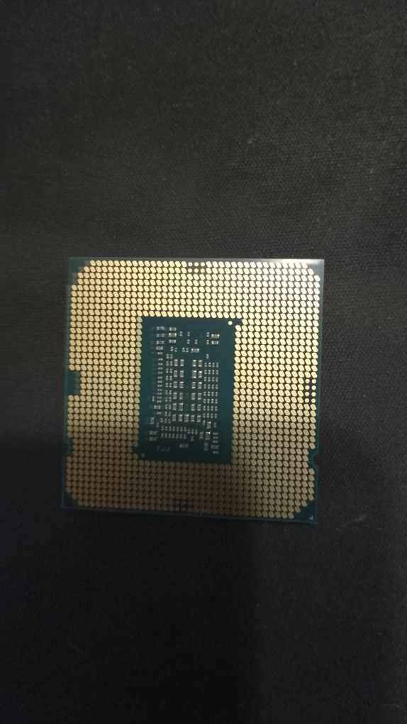Intel core i3 10105F
