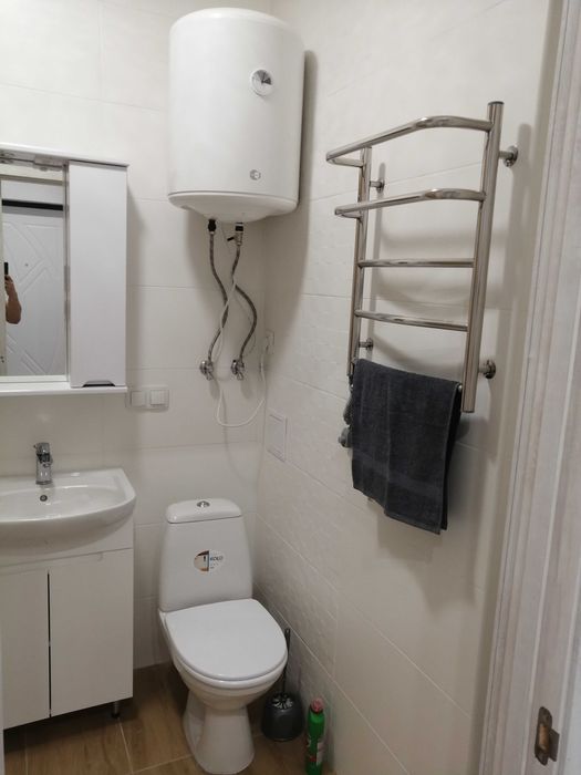 1-кімнатна квартира довгостроково (2,3 км) м.Академ (Олевська, 11)