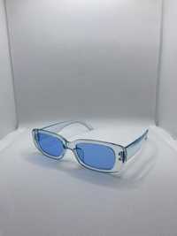 Błękitne okulary przeciwsłoneczne
