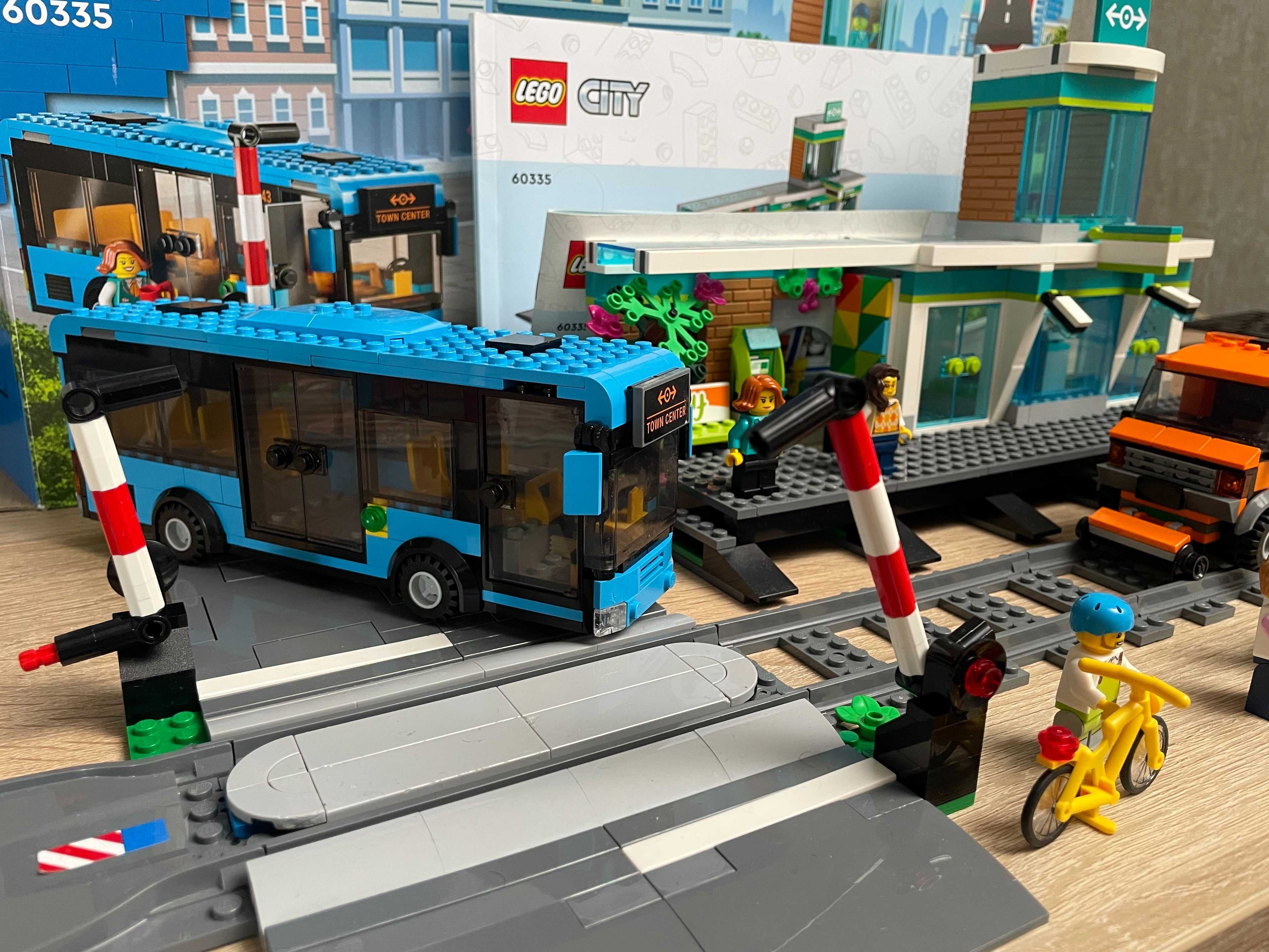 Lego City 60335 Авто/ЖД станція