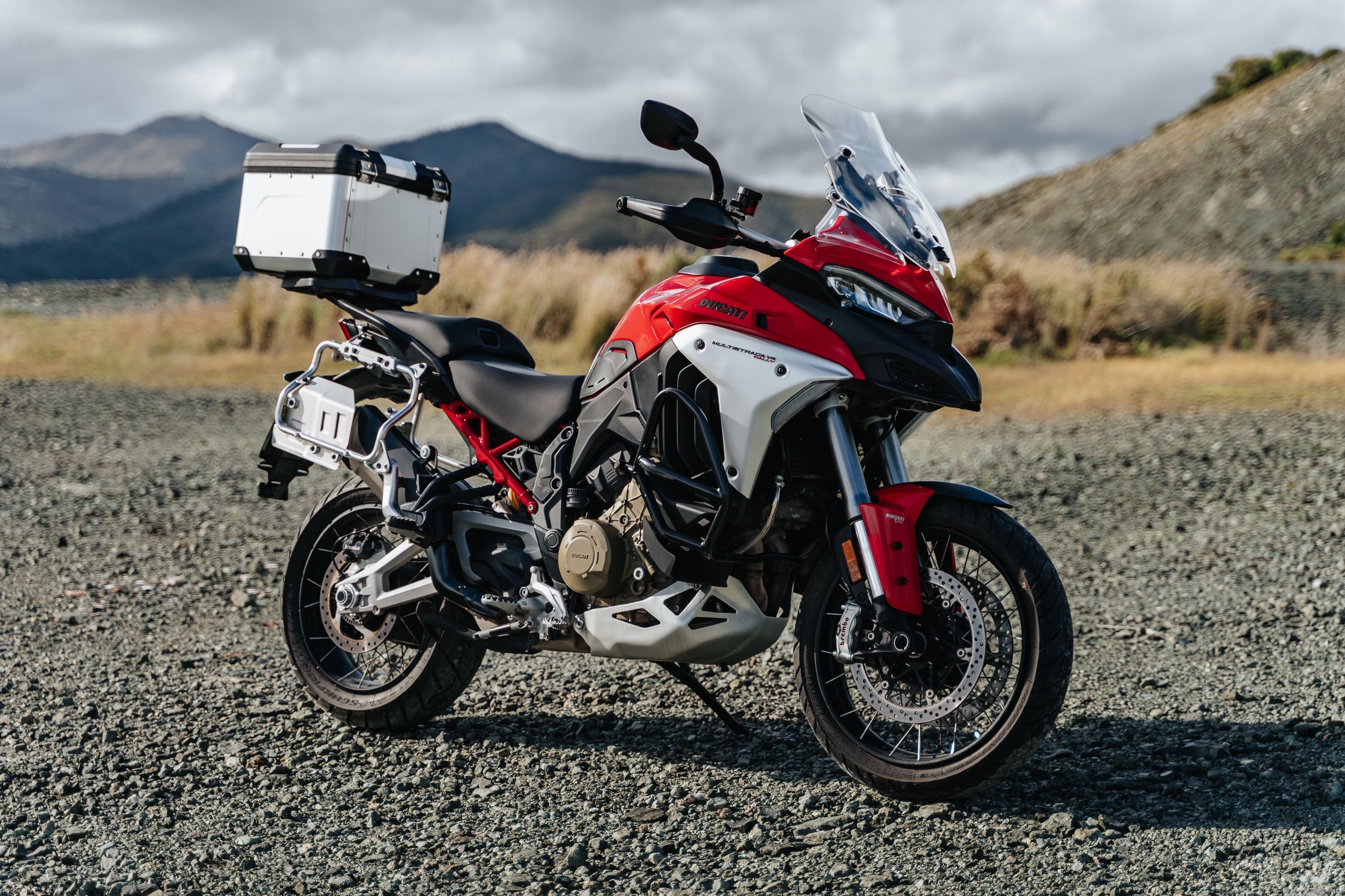 Ducati Multistrada V 4 Rally  - Wypożyczalnia Wyjątkowych Motocykli