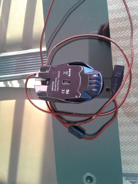 Rato gamer Prixton Fénix